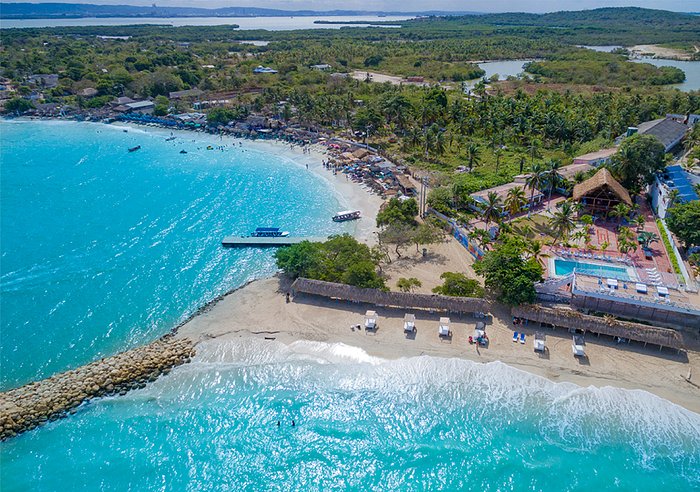 Hotel Dorado Plaza Punta Arena en isla cerca a Cartagena | Novolandia Tours
