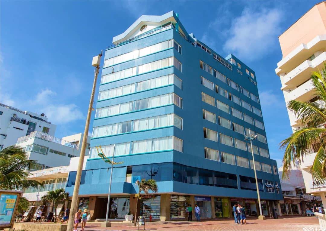 Hotel Calypso San Andrés frente al mar en el centro | Novolandia Tours